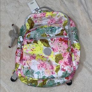 NWT Kipling Backpack KI1207 Luscious Floral White